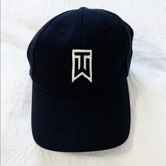 tiger woods flex fit hat